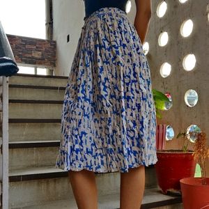 Midi skirt
